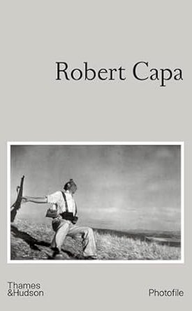 Robert Capa - photofile