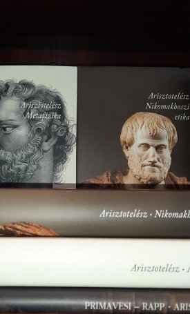 Arisztotelész-csomag - Nikomakhoszi etika + Metafizika + Arisztotelész monográfia